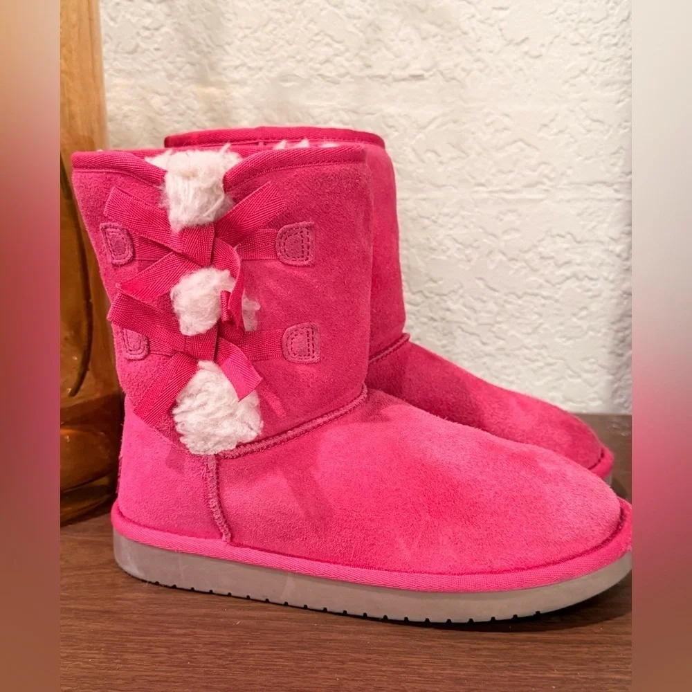 Koolaburra by UGG Victoria Short Boots girls size 3 #1019372
